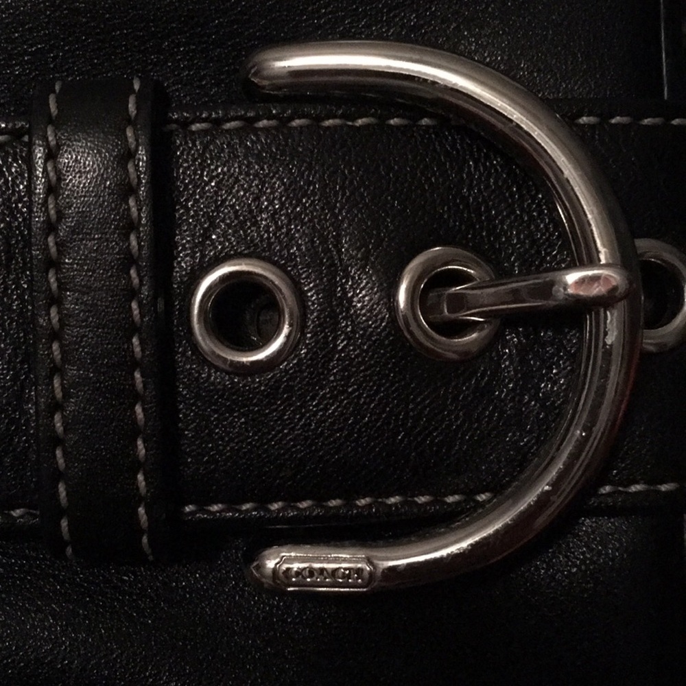 Coach purse - Picture 4 of 4